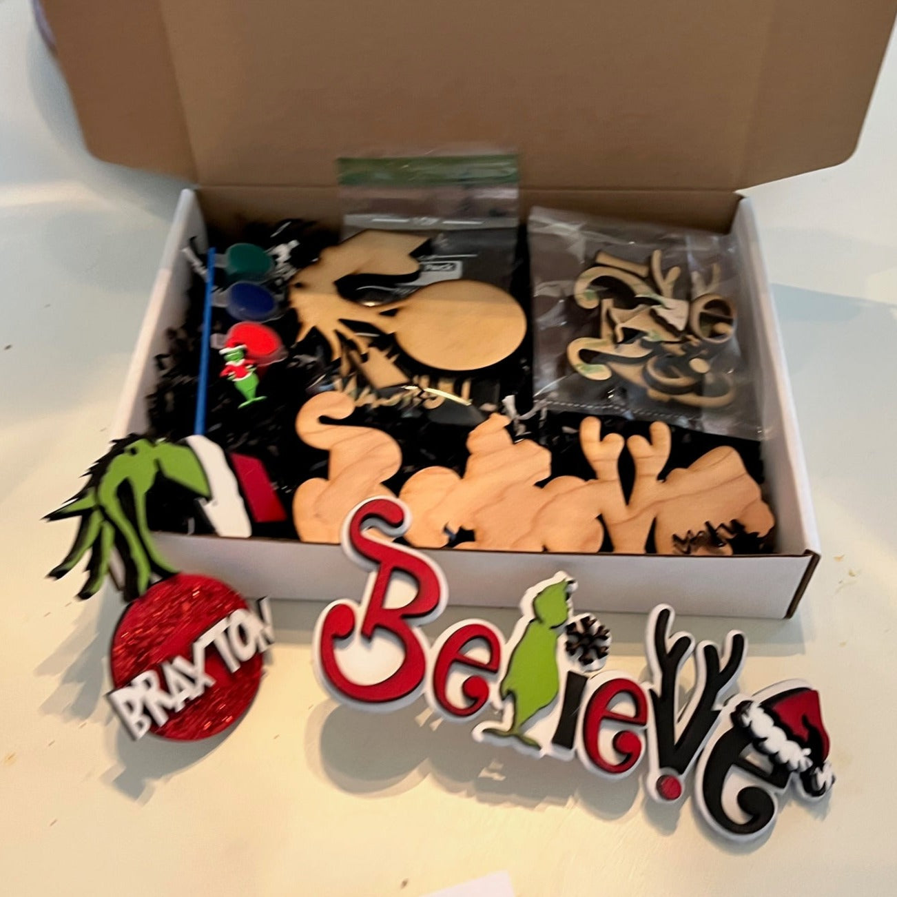 Grinch DIY Craft Kit