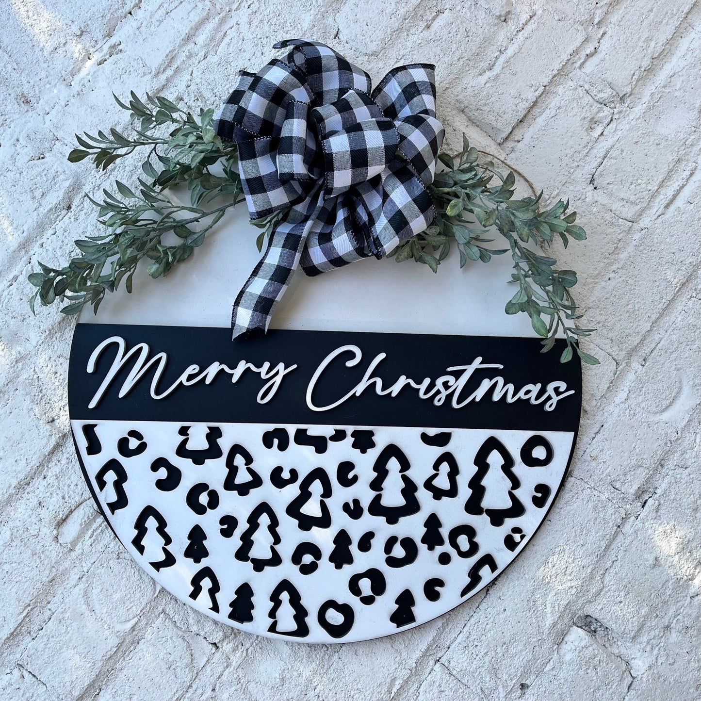 Leopard Christmas Tree Round Sign