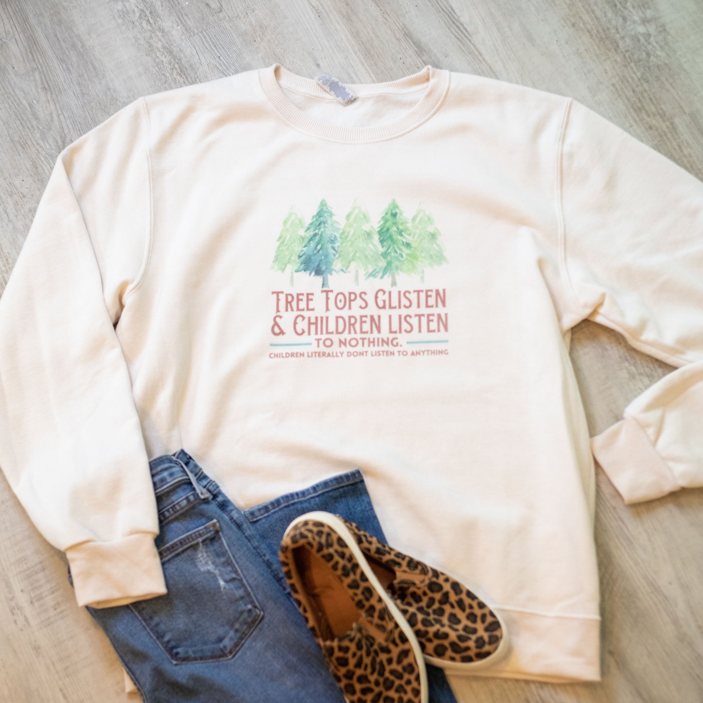 Crew Neck Sweatshirt + Pair of Earrings
