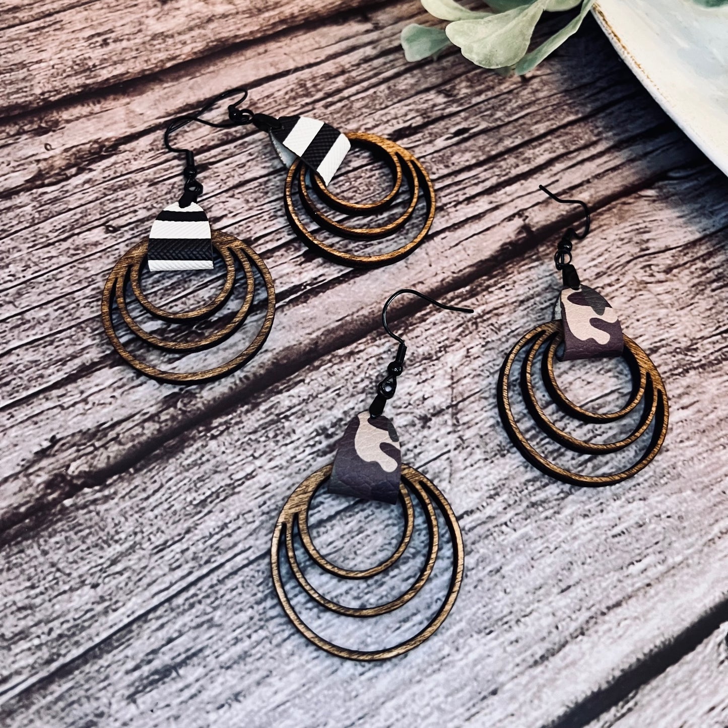 Triple Circles with Leather