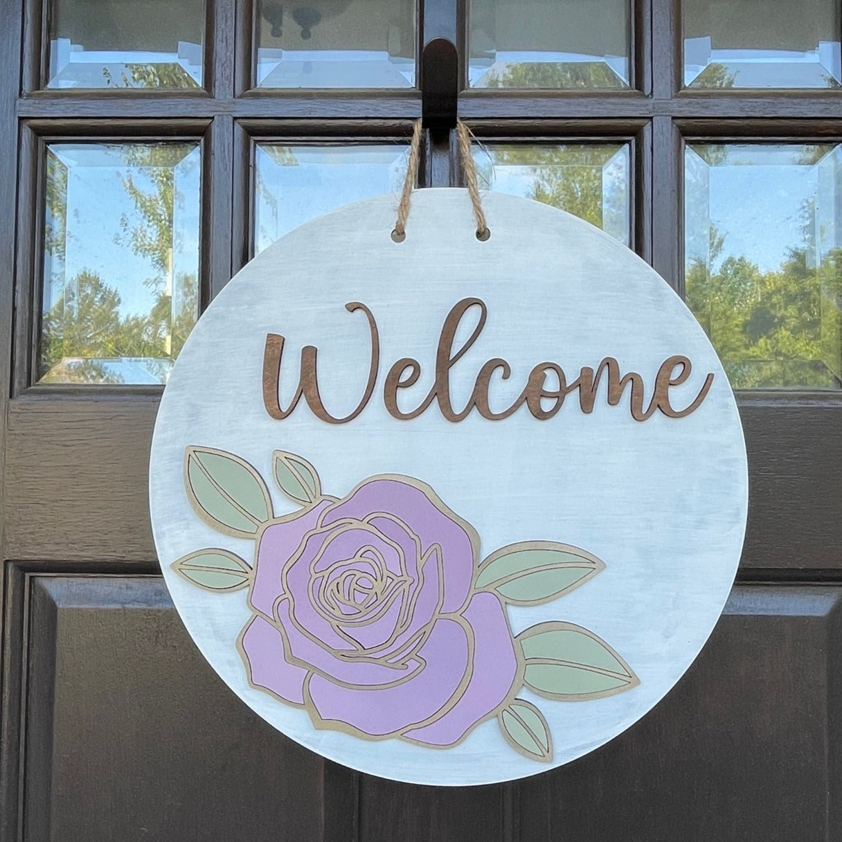 Round Welcome Rose Sign